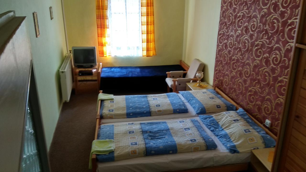 Hotel U Broucka Nové Město nad Metují Extérieur photo