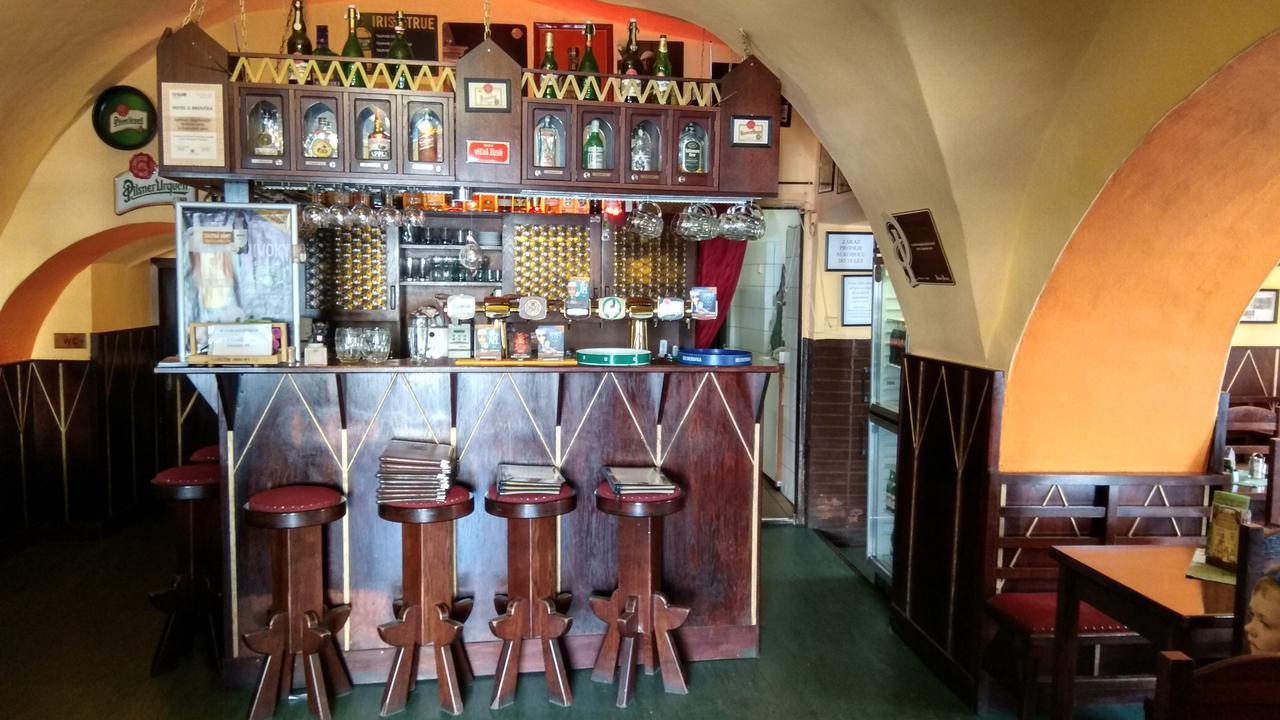 Hotel U Broucka Nové Město nad Metují Extérieur photo